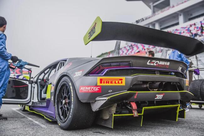 kaiyun体育app-新型空气动力学装置助力赛车突破极限